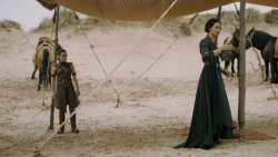 extant_GameOfThrones_5x04-SonsOfTheHarpy_3887