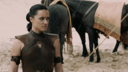 extant_GameOfThrones_5x04-SonsOfTheHarpy_3895