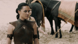 extant_GameOfThrones_5x04-SonsOfTheHarpy_3898