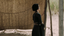 extant_GameOfThrones_5x04-SonsOfTheHarpy_3902