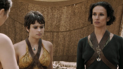 extant_GameOfThrones_5x04-SonsOfTheHarpy_3939