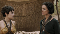 extant_GameOfThrones_5x04-SonsOfTheHarpy_3952