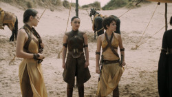 extant_GameOfThrones_5x04-SonsOfTheHarpy_3957