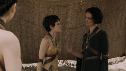 extant_GameOfThrones_5x04-SonsOfTheHarpy_3975