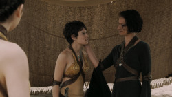 extant_GameOfThrones_5x04-SonsOfTheHarpy_3976