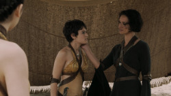 extant_GameOfThrones_5x04-SonsOfTheHarpy_3977