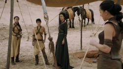 extant_GameOfThrones_5x04-SonsOfTheHarpy_4032