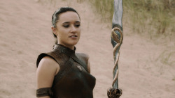 extant_GameOfThrones_5x04-SonsOfTheHarpy_4044