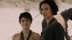 extant_GameOfThrones_5x04-SonsOfTheHarpy_4064