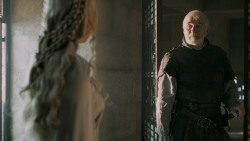 extant_GameOfThrones_5x04-SonsOfTheHarpy_4498