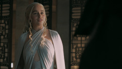 extant_GameOfThrones_5x04-SonsOfTheHarpy_4503