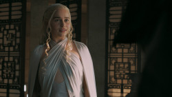 extant_GameOfThrones_5x04-SonsOfTheHarpy_4520