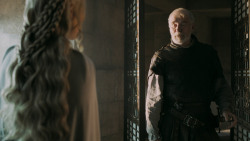 extant_GameOfThrones_5x04-SonsOfTheHarpy_4521