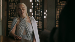 extant_GameOfThrones_5x04-SonsOfTheHarpy_4535