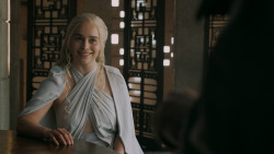 extant_GameOfThrones_5x04-SonsOfTheHarpy_4557