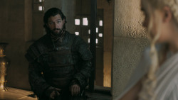 extant_GameOfThrones_5x04-SonsOfTheHarpy_4576