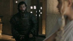 extant_GameOfThrones_5x04-SonsOfTheHarpy_4587