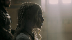 extant_GameOfThrones_5x04-SonsOfTheHarpy_4650