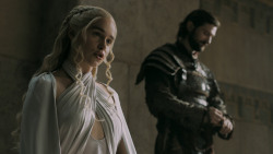 extant_GameOfThrones_5x04-SonsOfTheHarpy_4664