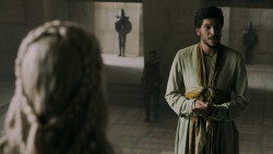 extant_GameOfThrones_5x04-SonsOfTheHarpy_4682