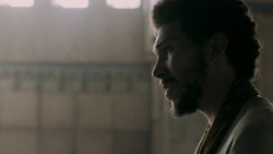 extant_GameOfThrones_5x04-SonsOfTheHarpy_4701