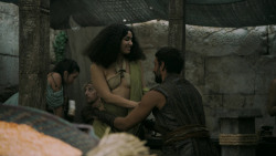 extant_GameOfThrones_5x04-SonsOfTheHarpy_4715