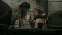 extant_GameOfThrones_5x04-SonsOfTheHarpy_4721