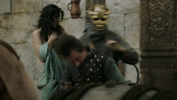 extant_GameOfThrones_5x04-SonsOfTheHarpy_4726