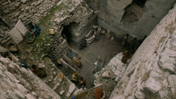 extant_GameOfThrones_5x04-SonsOfTheHarpy_4755