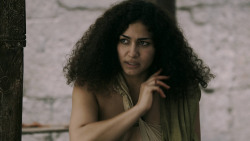 extant_GameOfThrones_5x04-SonsOfTheHarpy_4784