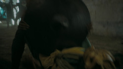 extant_GameOfThrones_5x04-SonsOfTheHarpy_4844