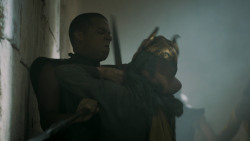 extant_GameOfThrones_5x04-SonsOfTheHarpy_4863