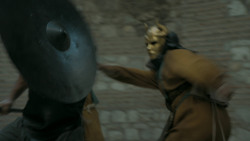 extant_GameOfThrones_5x04-SonsOfTheHarpy_4882