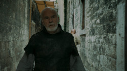 extant_GameOfThrones_5x04-SonsOfTheHarpy_4920