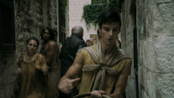 extant_GameOfThrones_5x04-SonsOfTheHarpy_4930