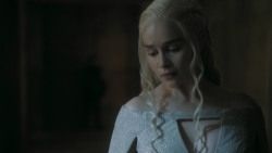 extant_GameOfThrones_5x05-KillTheBoy_0056