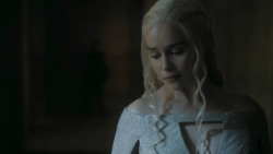 extant_GameOfThrones_5x05-KillTheBoy_0059