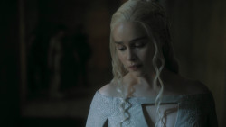 extant_GameOfThrones_5x05-KillTheBoy_0063