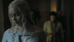 extant_GameOfThrones_5x05-KillTheBoy_0072