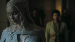 extant_GameOfThrones_5x05-KillTheBoy_0075