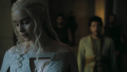 extant_GameOfThrones_5x05-KillTheBoy_0076