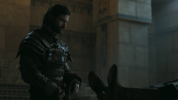 extant_GameOfThrones_5x05-KillTheBoy_0122
