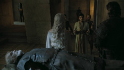 extant_GameOfThrones_5x05-KillTheBoy_0186