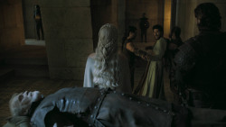 extant_GameOfThrones_5x05-KillTheBoy_0188