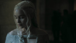 extant_GameOfThrones_5x05-KillTheBoy_0194