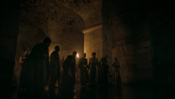 extant_GameOfThrones_5x05-KillTheBoy_0295