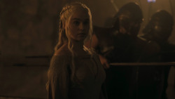 extant_GameOfThrones_5x05-KillTheBoy_0313