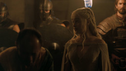 extant_GameOfThrones_5x05-KillTheBoy_0316