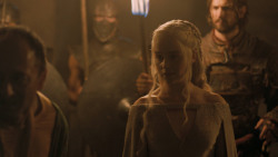 extant_GameOfThrones_5x05-KillTheBoy_0324