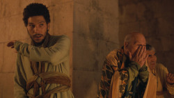extant_GameOfThrones_5x05-KillTheBoy_0391
